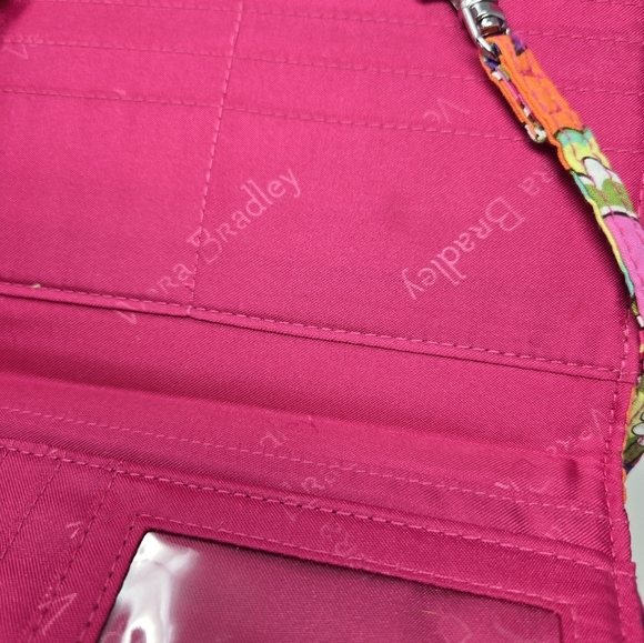 Vera Bradley Crossbody Removable Strap Wallet Purse Pink Floral Card Holder NEW - Picture 12 of 14